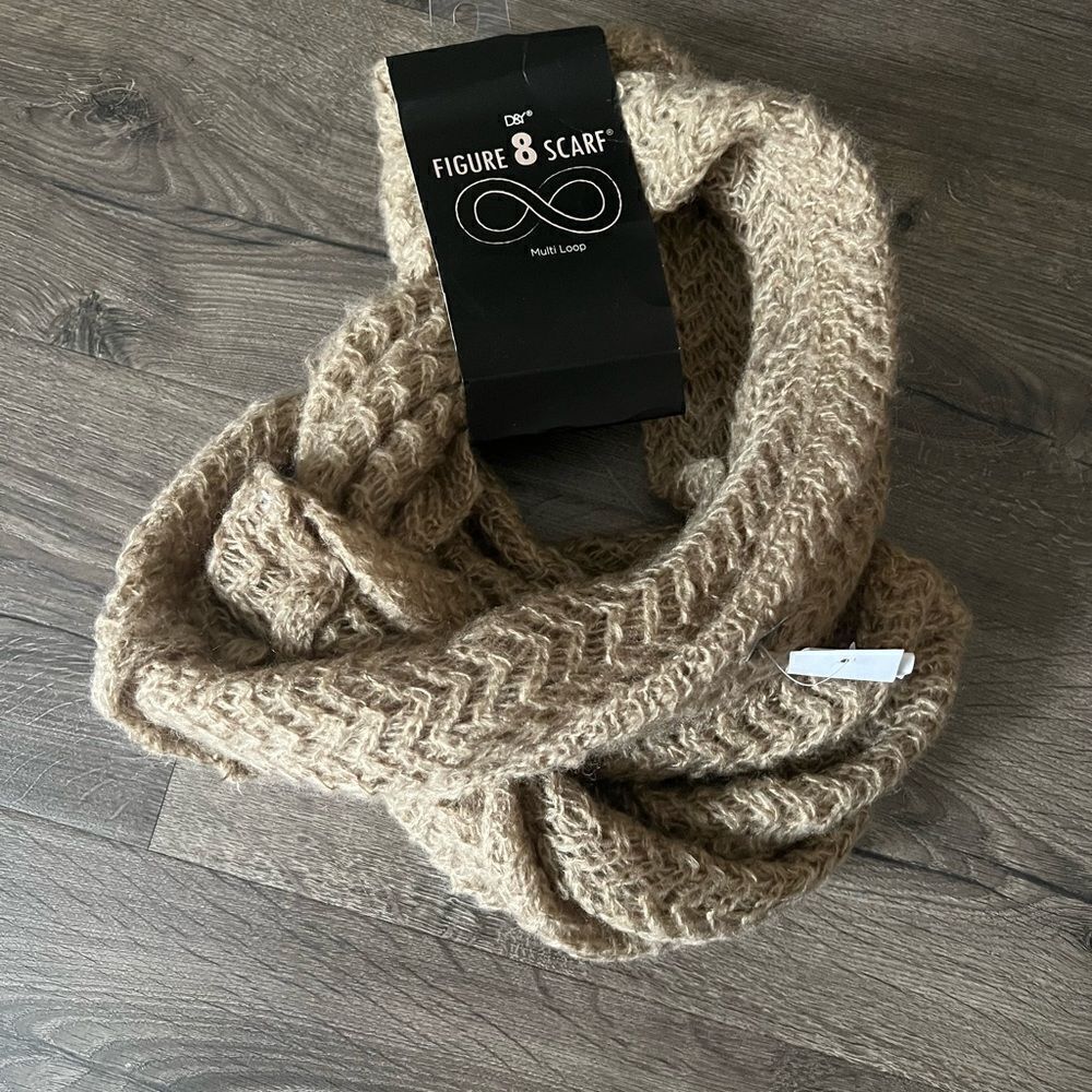 D&Y Figure 8 scarf multi loop